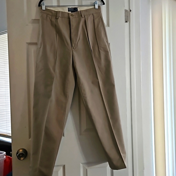 NEW. POLO BY RALPH LAUREN CLASSIC CHINO. SIZE 32W 30L